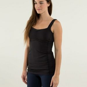 LULULEMON Aria Tank II Luxtreme Black Size 2
